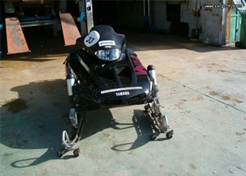 boubas_metsovo_snowmobile-yamaha_vmax_700_v4_black_1