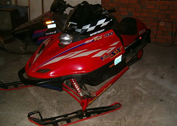 boubas_metsovo_snowmobile-yamaha_vmax_sx-triple_700_3